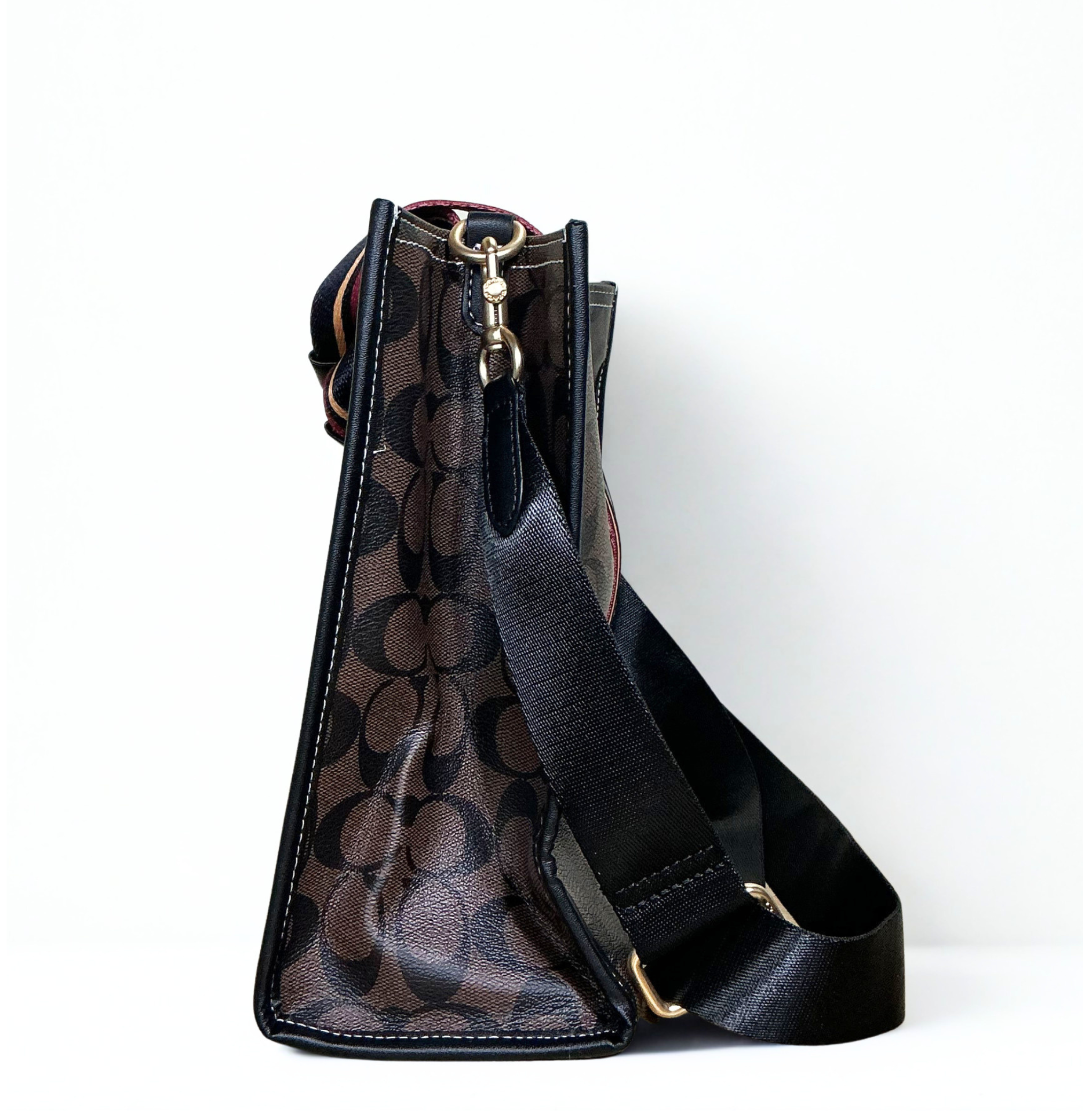 Smith Tote Bag